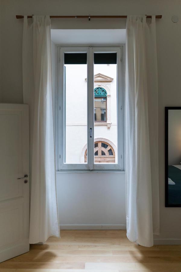 Residenza Leoncino Hotel Verona Bagian luar foto