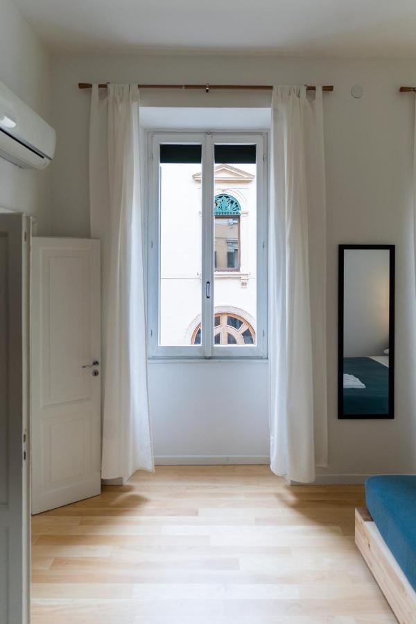 Residenza Leoncino Hotel Verona Bagian luar foto